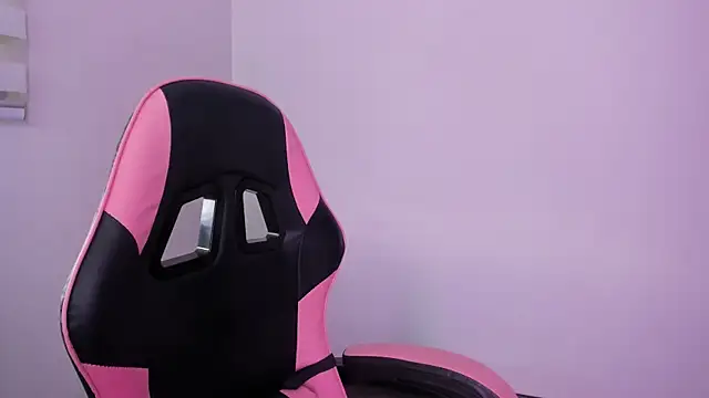 Chatroom XXX en direct de Arianna_Jannes