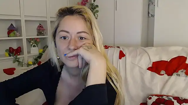 _karolynesyera_ live XXX chat