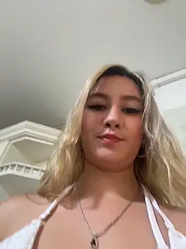 MaryDeniro's Live XXX Chat