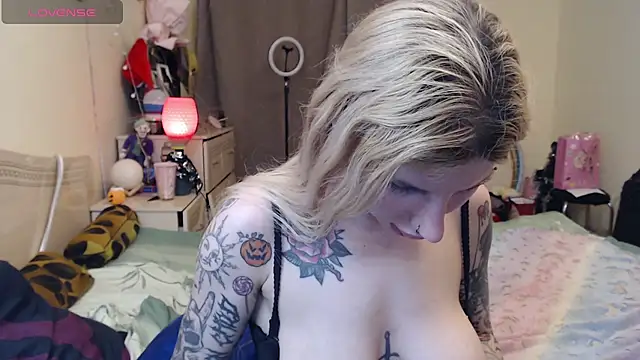 Онлайн чат XXX BLACKPeonyy