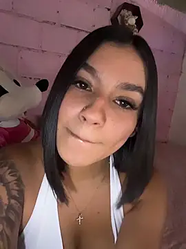 AlyssaRay live XXX chat