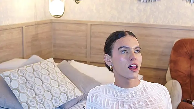 Luxa_Velvet Chat XXX in diretta