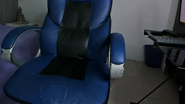 SamBlack_ élő XXX-chatje