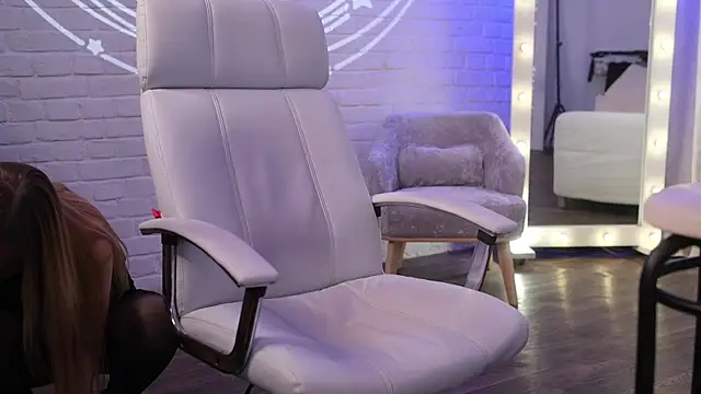 Margo_Pearls' Live XXX Chat