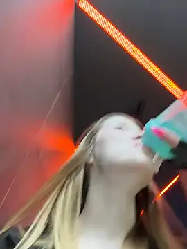 Вебкам-шоу Risky_Mia69