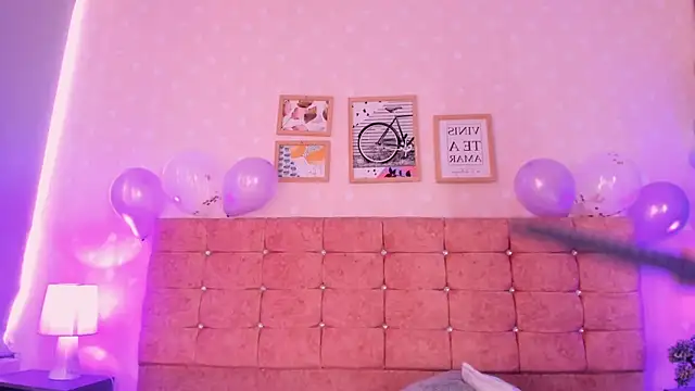 Živý XXX chat lilith_sabrina_20