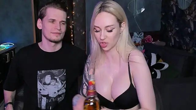 Blckmirrorr: онлайн-секс-чат