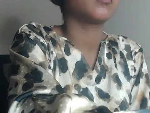 NancyRuvi লাইভ XXX চ্যাট