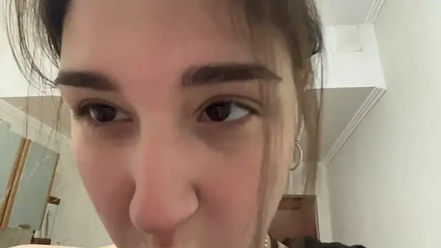 Annnna_ webkamerás műsora