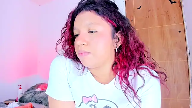 Emily_Coper18's Live XXX Chat