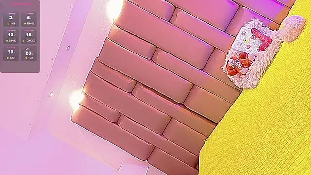 Miss-Saraii's Webcam Show