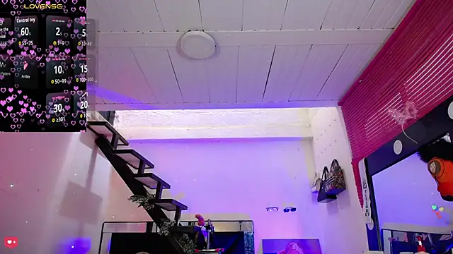 Kendall_Gil live XXX chat