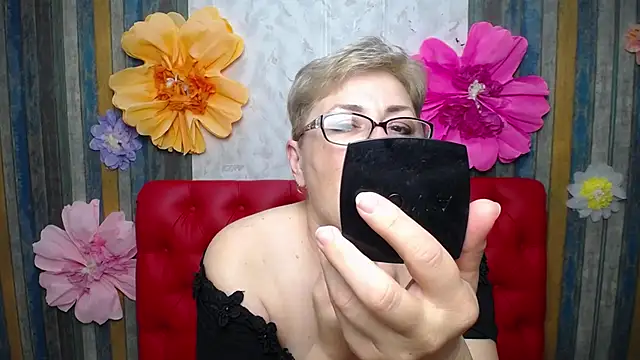 Czat XXX na żywo – EmiliaGree