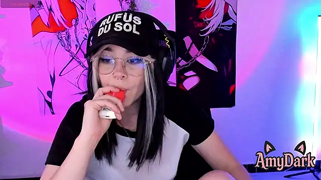 Živý XXX chat _AmyDark