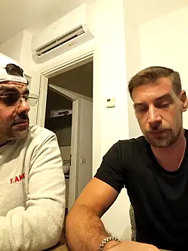 Lambe91: διαδικτυακό σόου στην κάμερα