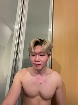 zachlee_69 网络视讯表演