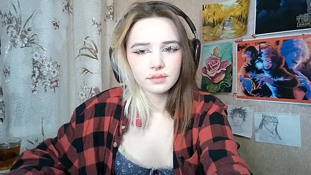 MilaTyan: онлайн-секс-чат