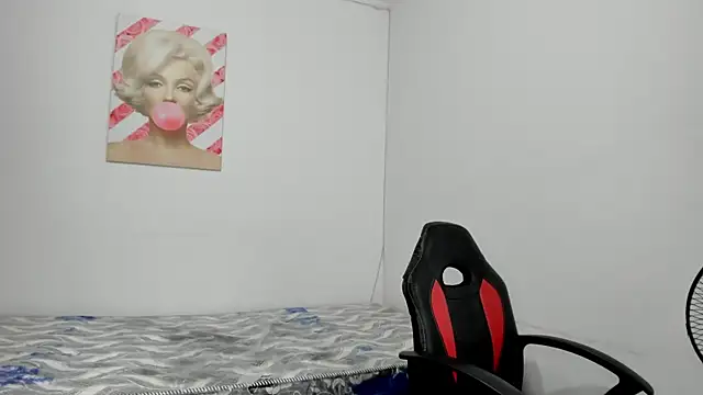 Chat +18 de valeria_millers ao vivo