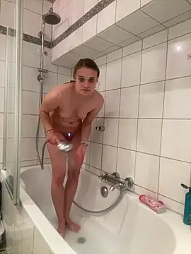 YoungSophie's Live XXX Chat