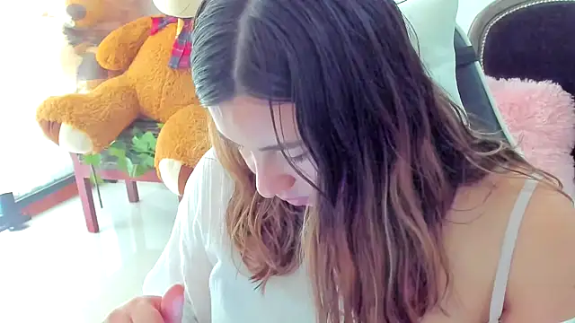 Chat +18 de __Emma__11__Lecat_ ao vivo