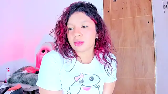 Chat +18 de Emily_Coper18 ao vivo