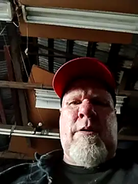 Reddog833 现场XXX聊天