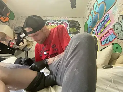 gothboiplzty's Webcam Show