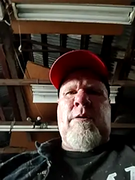 Reddog833 Live XXX Chat