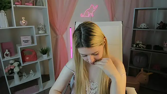 Chat +18 de CelestineMauriac ao vivo