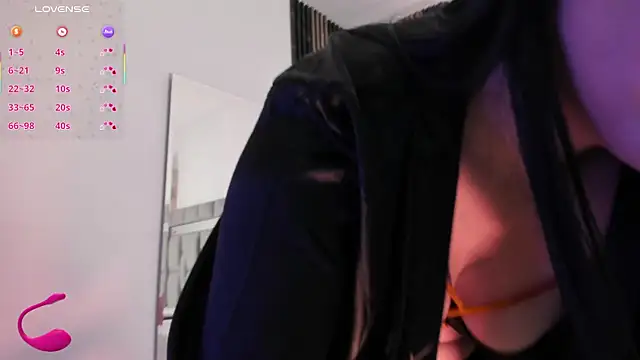 amaia_santini ওয়েবক্যাম শো