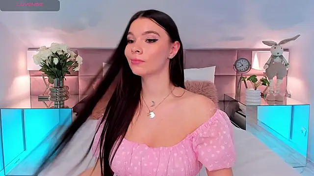 MiaMuse's Live XXX Chat