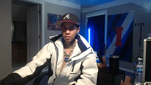 Pertunjukan Kamera Web Michigan9000