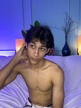 Chatroom XXX en direct de Cheys_Mast