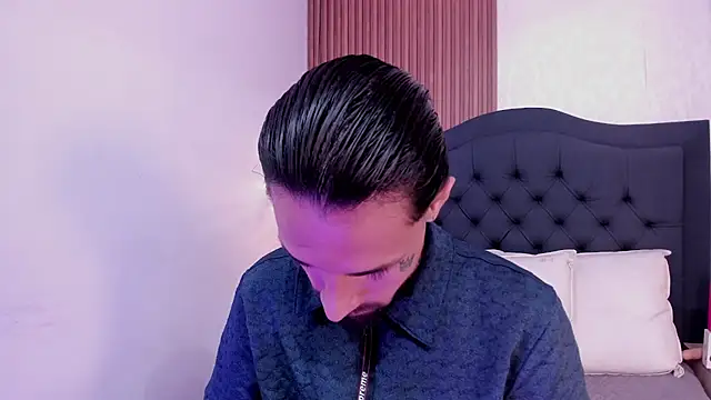 Hisoka_011 Chat XXX live