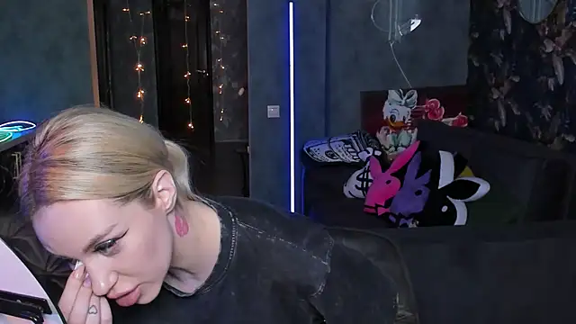 Blckmirrorr Live XXX-Chat