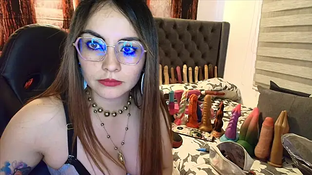 sofia23dirty 现场XXX聊天