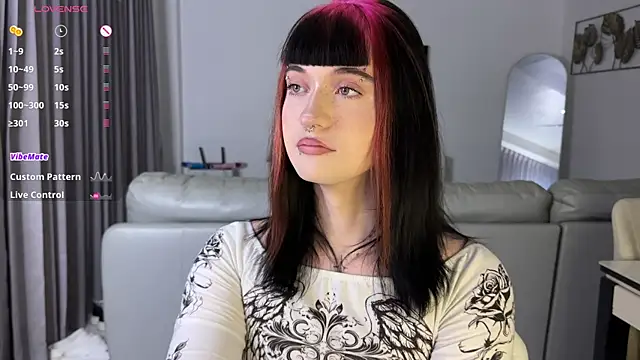 Show modela Vailyreb_ na web-kameri