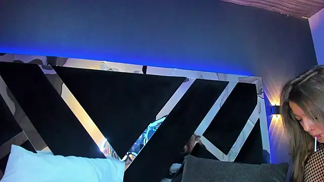 AmmyJones_ লাইভ XXX চ্যাট