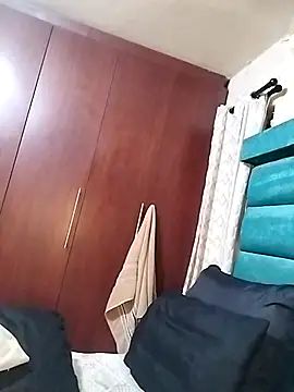 Chat +18 de hemilynthomas2467 ao vivo