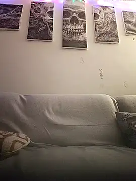 Laura_Ati 即時 XXX 聊天