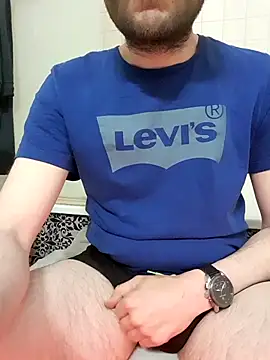 80julien's Live XXX Chat