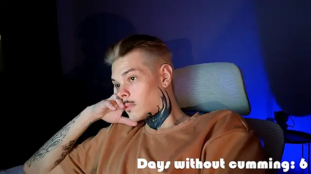 Онлайн чат XXX DENIS_HERE