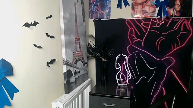 XXX chat uživo modela StellaCRL