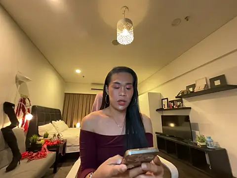 LadyAshley_Domina28's Webcam Show