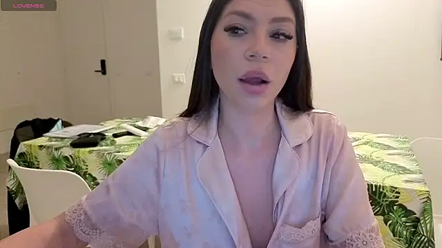 Chat XXX ao vivo de Jullyenn3