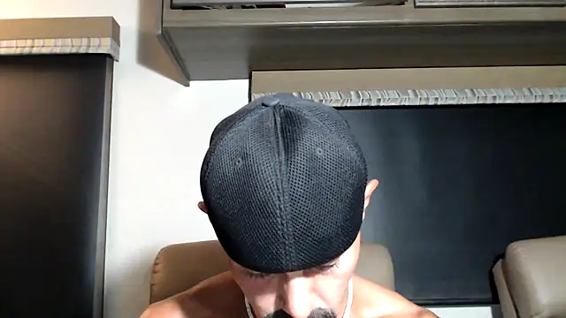 Pertunjukan Kamera Web ThickD2C