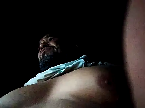 tarra122 Live XXX-chat