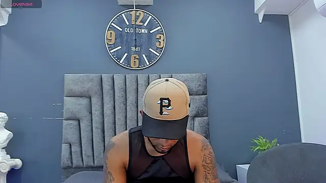 Chat +18 de Robin_Rief ao vivo