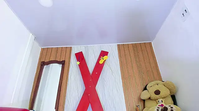 Lunastar02 即時 XXX 聊天