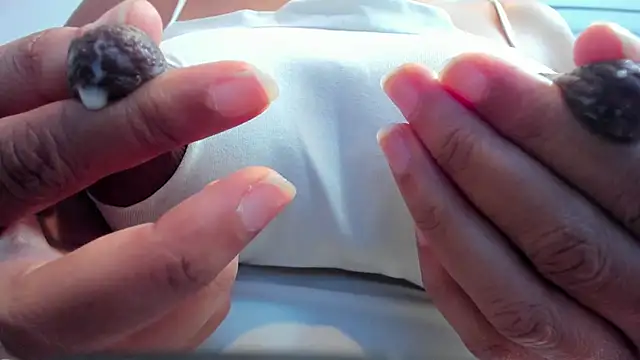 zara_lopez লাইভ XXX চ্যাট